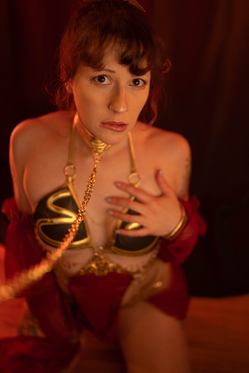 SugaryBunny's tweet photo. slave 4 u

#sexycosplay #starwars #cosplay https://t.co/eJPR6KN0Yq