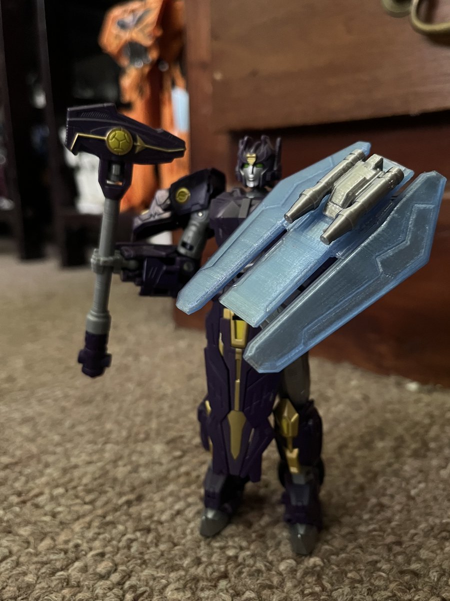 ACanine65327's tweet photo. Other primes holding nexus prime’s shield
Yep those being Alchemist, Solus, Megatronus, Micronus & Alpha
#AlchemistPrime #SolusPrime #MegatronusPrime #MicronusPrime #AlphaTrion #Transformers #ToyPhotography #TransformersPhotography https://t.co/rX2weHd35D