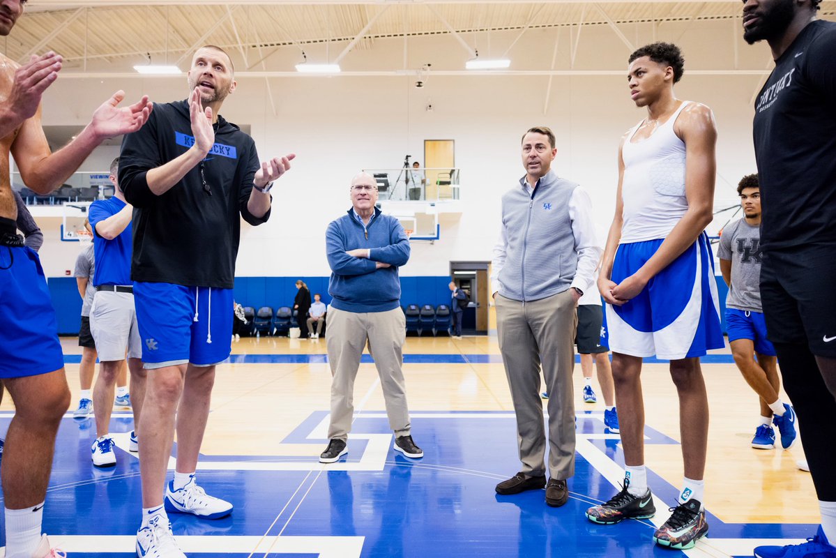UKAthletics's tweet photo. Elite place with an elite standard 🏆 https://t.co/ugRmgOTRRa