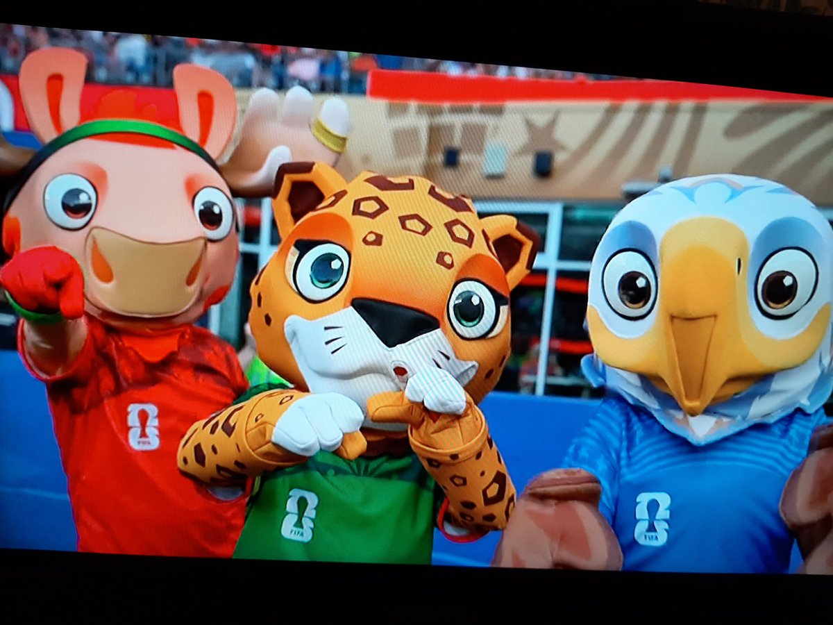 MarkPeters81's tweet photo. Match 18 - Iraq 🇮🇶 1-4 🇳🇴 Norway - Erling Haaland is pumped about seeing the mascots (and his two goals)!

#IRQNOR #WorldCup #Iraq #Norway #WorldCup2026 https://t.co/Fhz60uq8Bg
