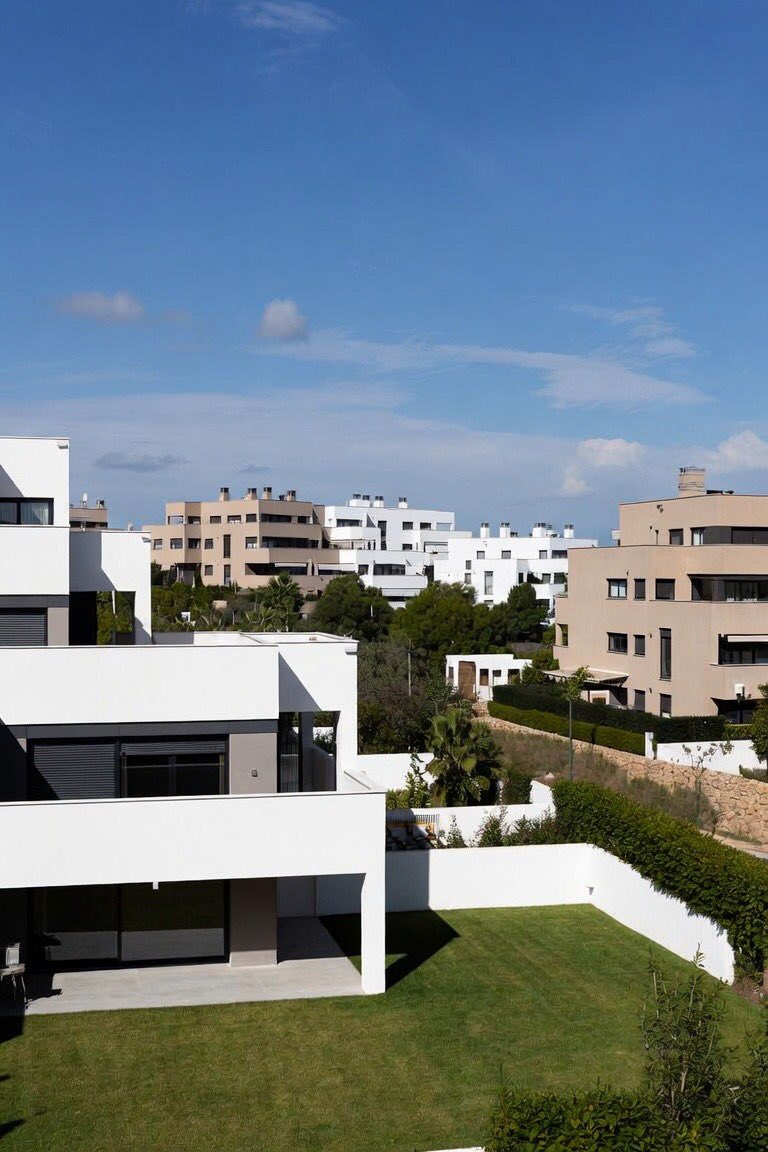 NEkstonIcon's tweet photo. Limited units selling fast – don’t miss out on owning your piece of Mallorca!

Visit https://t.co/zkMzQXn7Jc today and make it yours.
#Mallorca #CondosMallorca #MallorcaRealEstate #LuxuryCondos #BalearicIslands #InvestInSpain #SeaViewLiving https://t.co/iBTYbA24a1