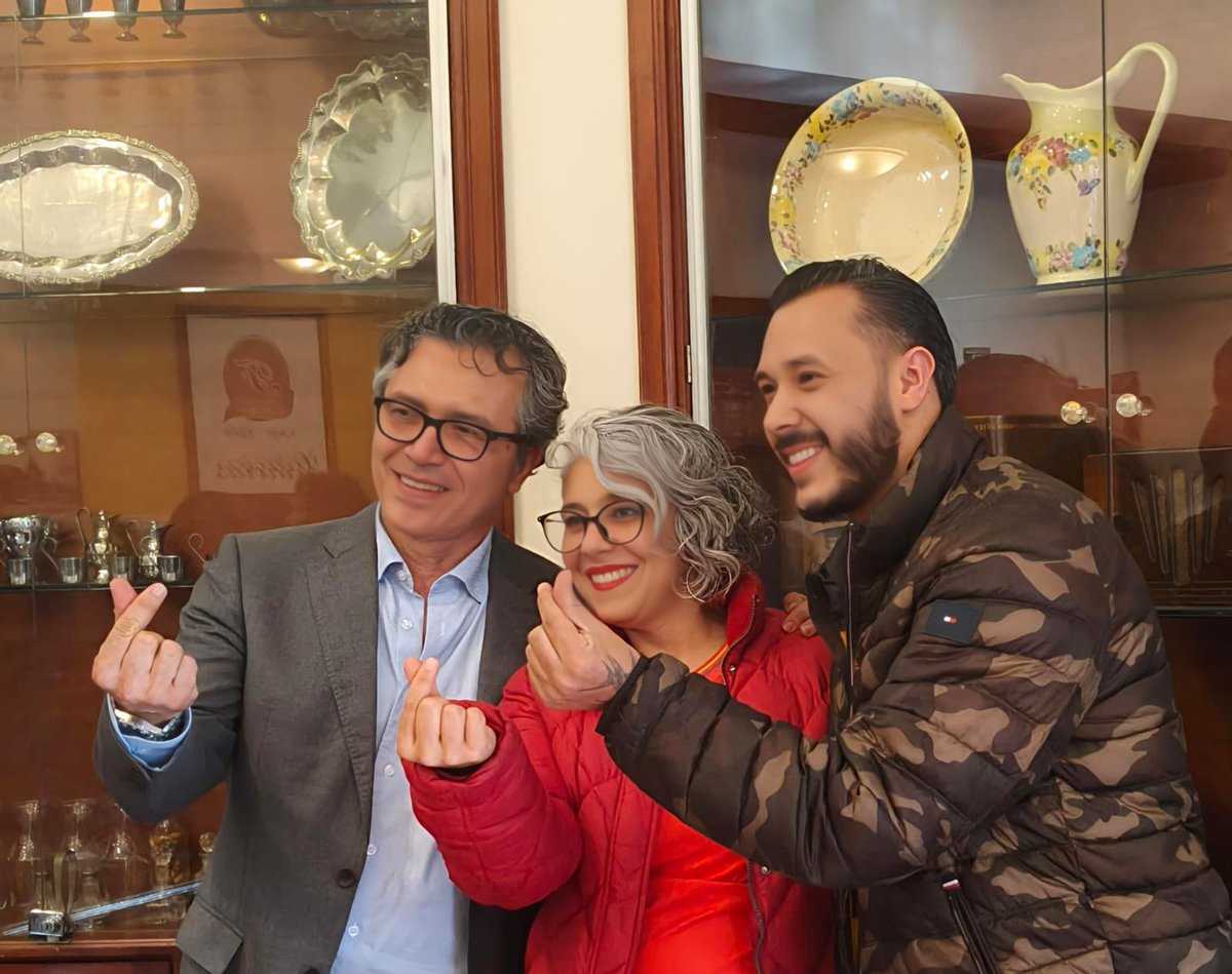 HERACLITOL's tweet photo. En Bogotá la mayoría de los ediles apoyan a @IvanCepedaCast, coincidimos en las ideas progresistas, en las ideas socialdemócratas, y hoy conversamos y ellos y con @PizarroMariaJo sobre la organización del día electoral y ganar la presidencia. 
Cirano Cardona 
José Casadiego 
Diego Angulo 
Marlon cruz 
Fredy Martín 
En #Bogotá y en Colombia Ganaremos.