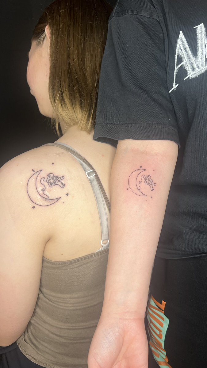 dolcierob18's tweet photo. finally got our cute orbiter @NoahKahan tattoo’s #noahkahan #orbiter https://t.co/iXUnneRtBs