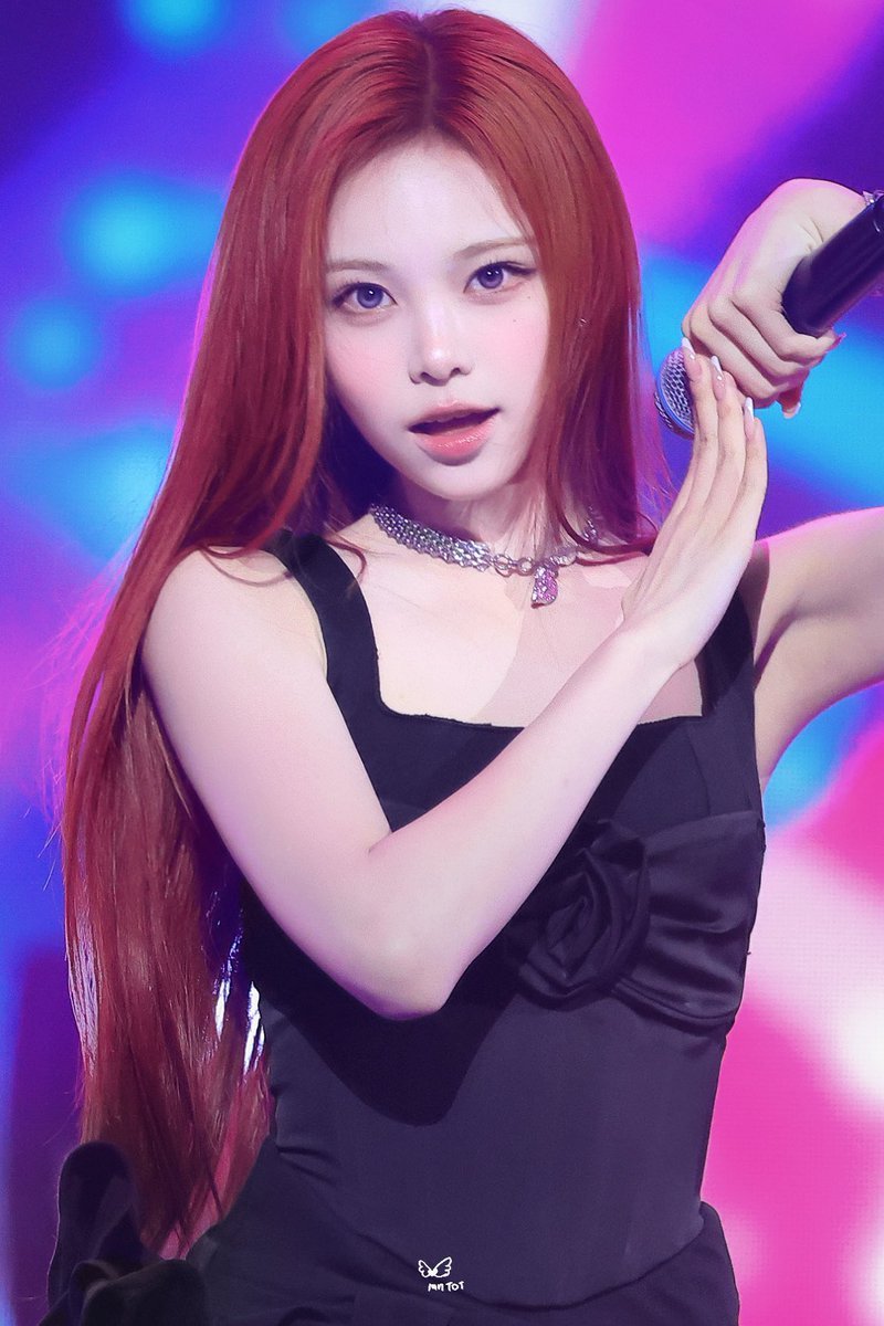 codeiann's tweet photo. crazy little 🦊 https://t.co/WOjoOMn0Rh