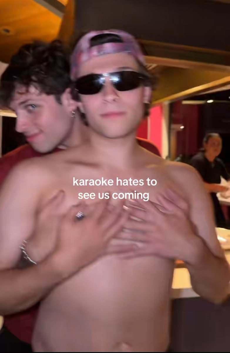 applepiematt's tweet photo. WHO ELSE SCREAMED https://t.co/yunXgeZ31K