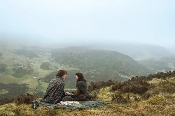 Daylightttdream's tweet photo. It’s rainy and stormy here, I think I should start outlander all over again… #outlander https://t.co/NnrVAsJY9y