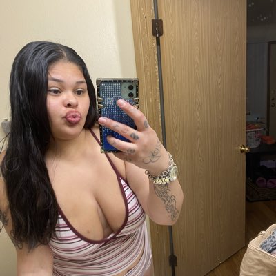 RicanPrincessX0's tweet photo. #NewProfilePic https://t.co/URnKFsgdfL