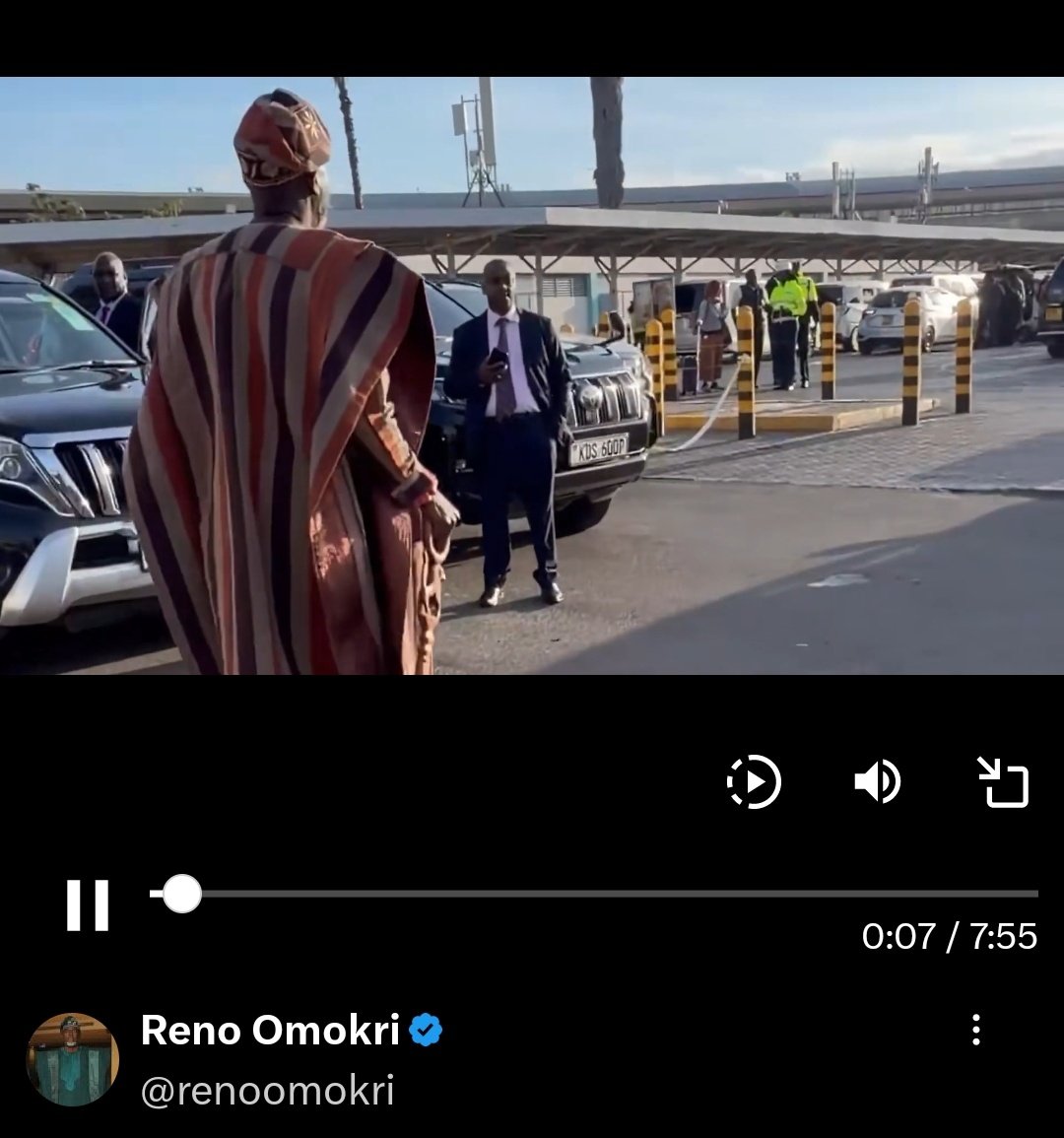biacrypt's tweet photo. #Kenyan youths, there's a DrugBaron lunatic roaming in your country looking like an oversize kite and going around to mock you. His name is @renoomokri.
You must all look for him and give him quick treatment meant for lunatics before he done the damage that cannot be repaired! https://t.co/RzYiizbccO