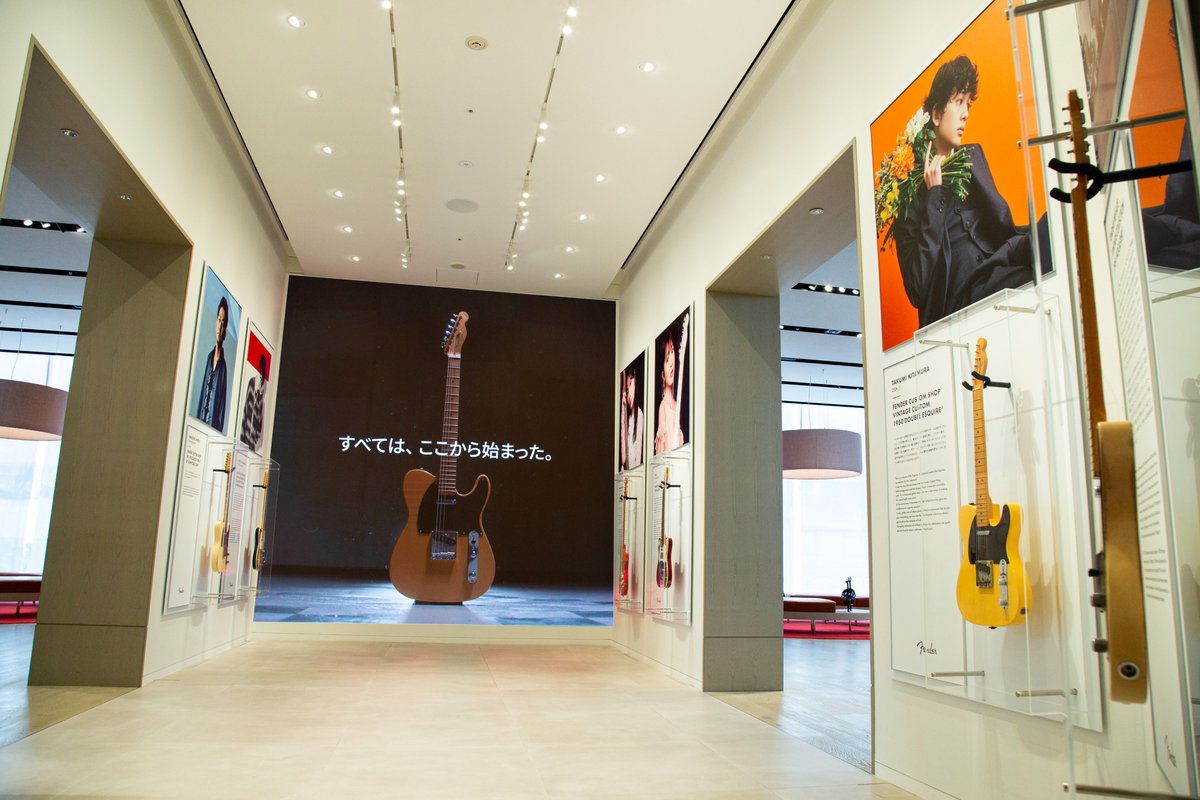 Fender_Official's tweet photo. #FenderFlagshipTokyo：#テレキャスター75周年 を記念した特別展示、第2弾がスタート🎸

2階ギャラリーでは、日本の音楽シーンで活躍するアーティスト愛用のテレキャスター実機を展示中！

ステージやレコーディングで使用された貴重なギターをぜひ間近でご覧ください✨

🔗https://t.co/8Jd6uB8bqh https://t.co/Ipu0npaY5m