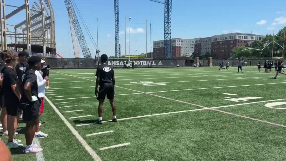 pope_truth78506's tweet photo. Had a great day at the KU Elite Camp today, I competed at a high level, always first in the line and created some great relationships with both athletes and coaches!
Thank you @CoachTSamuel and @KFlahertyKU for the great talks and for giving me some key tips! @Hollywoodwoods1 
@CoachStuLHS @JasonThoren @Football_LHS 
@wintonandrsn 
@RealCoachMurray 
@Kotelnicki 
@sixstarfootball 
@RecruitKS 
@PrepRedzoneKS 
@sportsinkansas 
@Coach_Mitchum 
@cargile_wade