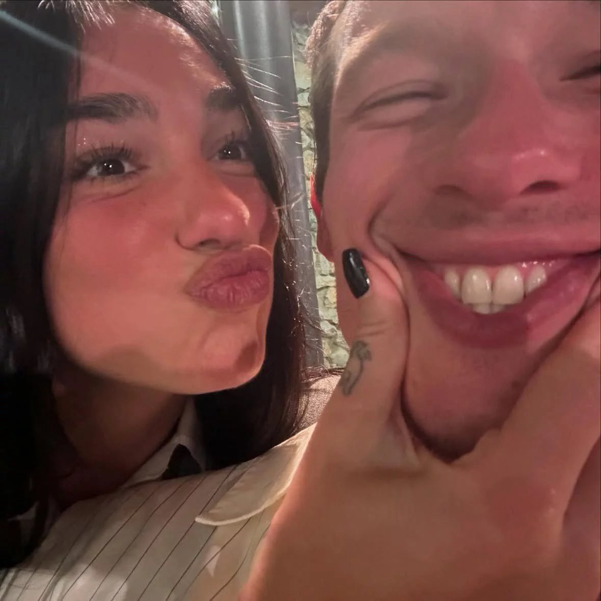 tkowdeluxe's tweet photo. the amount of hit tweets about wanting dua and callum’s love is crazy, this couple is really the IT couple https://t.co/b3u4Bq8rHa