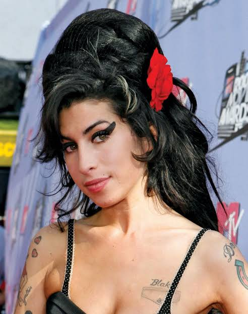 lil goth tweet media