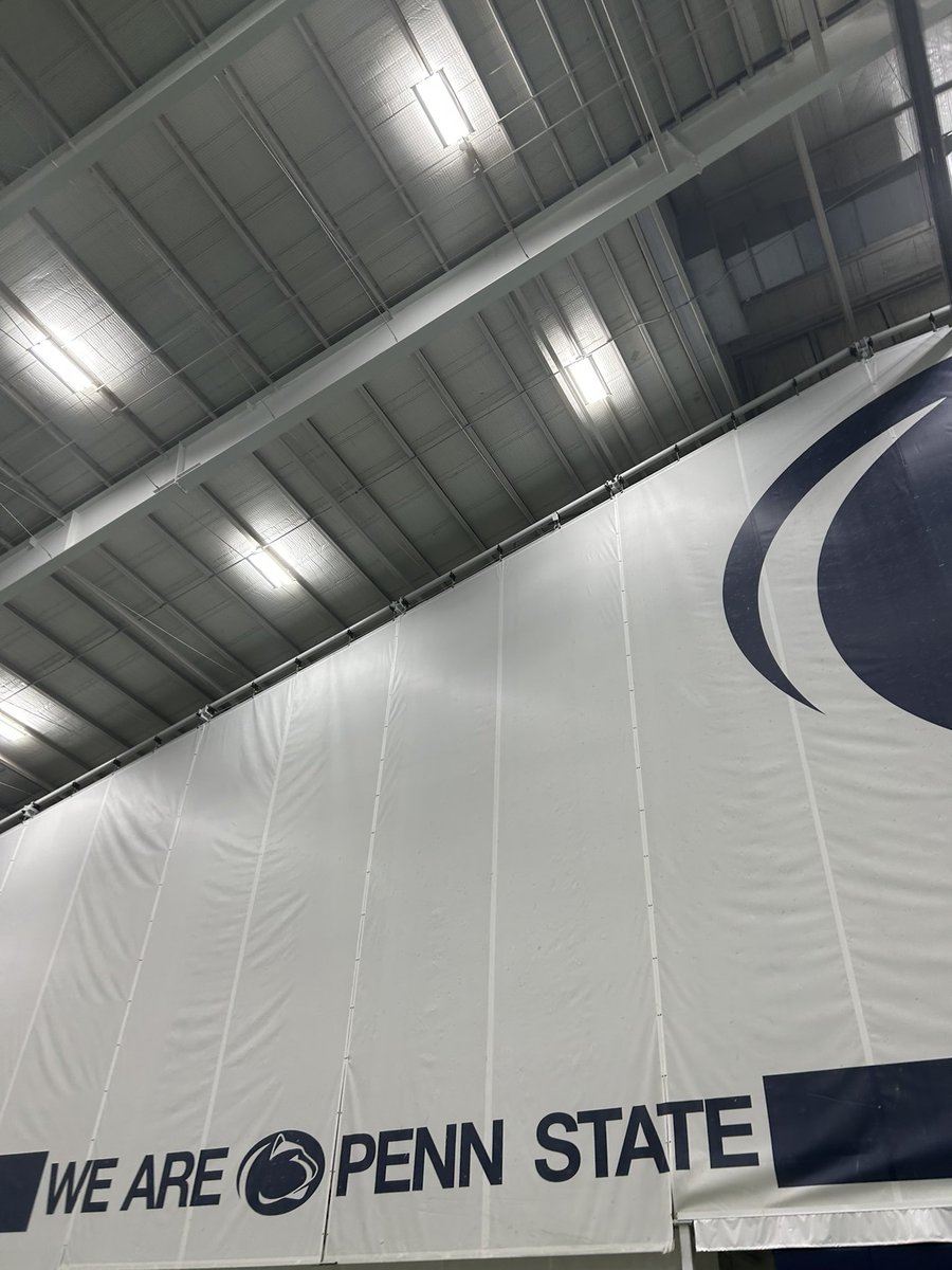 SuperStarVon's tweet photo. Blessed to have the opportunity to attend and showcase myself at the @PennStateFball camp. Grateful for the coaching evaluation and lessons learned @CoachSHuggins @TankSmithPSU https://t.co/crCYl4JgAG