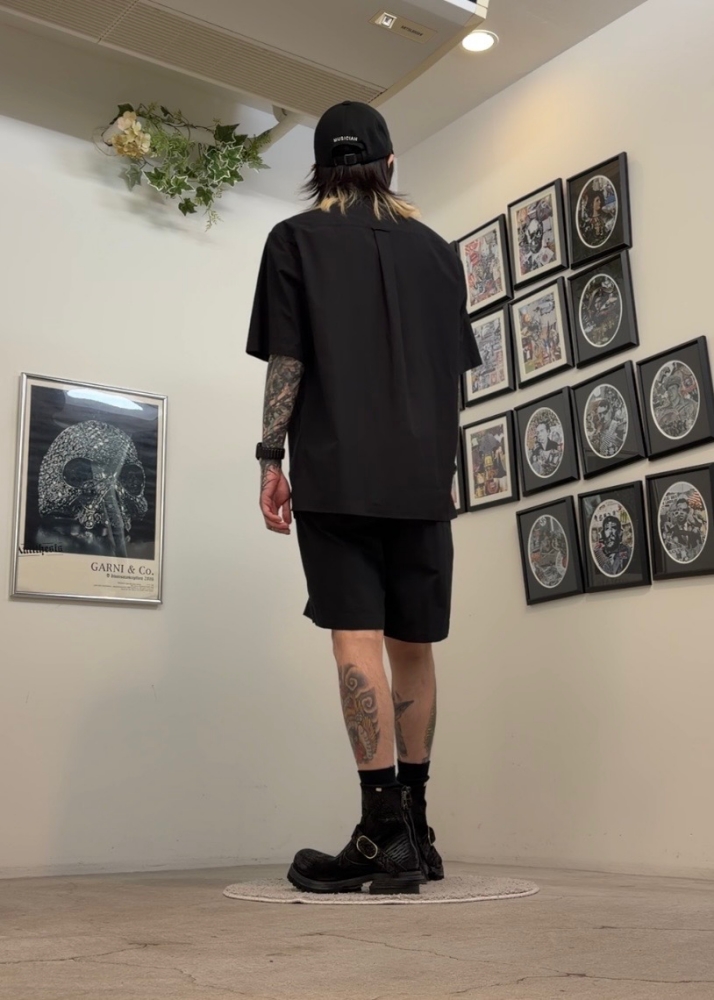 Psychobox_LAB's tweet photo. LAD MUSICIANのデストロイピラミッドシステムシャツにVOAAOVのイージーショーツ
https://t.co/E437QSikTf
・
#LADMUSICIAN #ラッドミュージシャン
#VOAAOV 
#prasthana 
#Portaille 
#Psychobox 
#coordinate #コーデ
#米子 #米子市 #松江 #鳥取 #出雲
#fashion #米子セレクトショップ #ootd https://t.co/3hF72G3LjX