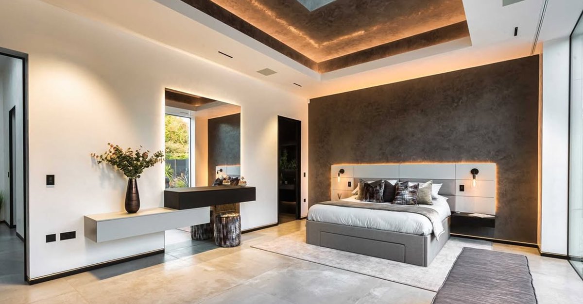 AcouArch's tweet photo. The best technology doesn’t compete with the room—it complements it.

Hidden beneath the bed, this TV lift keeps views uninterrupted and spaces beautifully open.

#AcousticArchitects #FutureAutomation #SmartLiving https://t.co/5spmo1zZEv