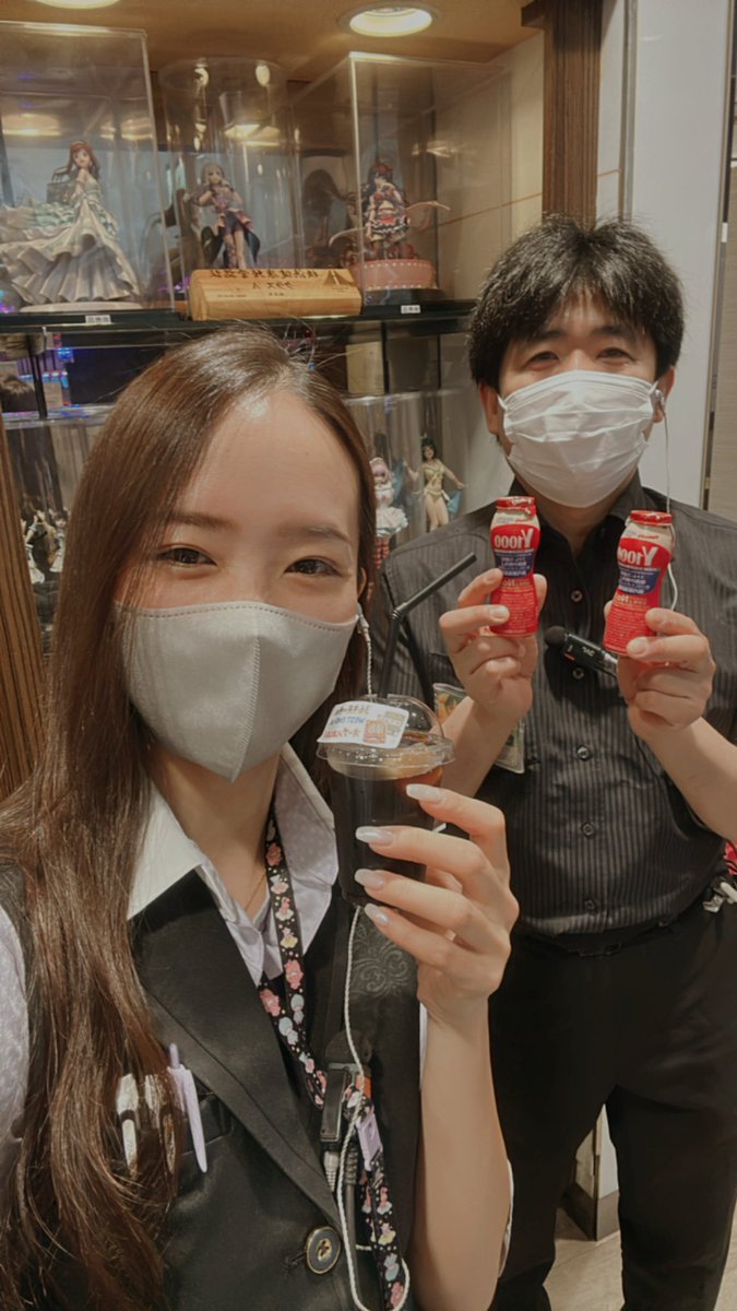 WEST__END's tweet photo. 本日6.18(木)14時~と20時~の2回、ヤクルト又はアイスコーヒーをお配りします！ご来店お待ちしております☺️💘💘 https://t.co/GOqZnD0TWs