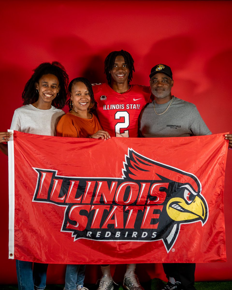 Elias_Danger2's tweet photo. Stay a red bird??? 🐦‍🔥@RedbirdFB @Rich_DBs @Coach_Etheridge https://t.co/d7C0ODIHVr