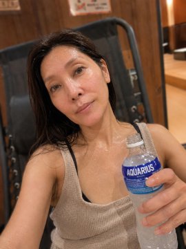 真紀子 tweet media