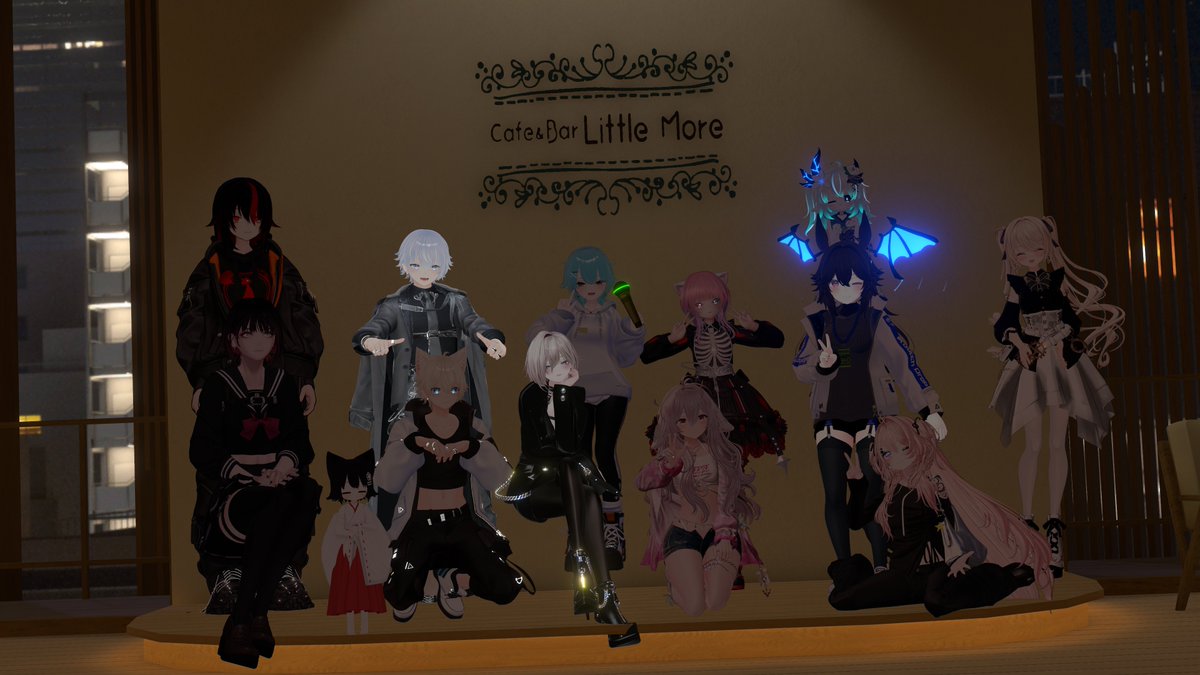 chiya_quick's tweet photo. これはイベント前にイベントに行ってしまって疲れてたから珍しく男性として立ってた私
もう二度とイベント前にイベントは行きません

#VRC_リトルモア https://t.co/mVZyMf06rJ