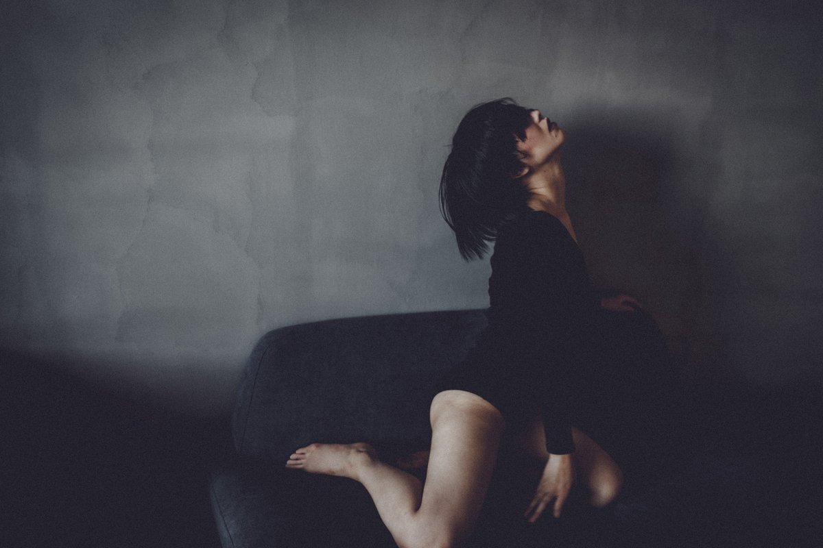 kurosaki_sangan's tweet photo. 「振りほどく」

#被写体翠 ArtPhotography
#CreativeEnvironmentalPortrait
@midorixportrait https://t.co/7K0nPeWSR6
