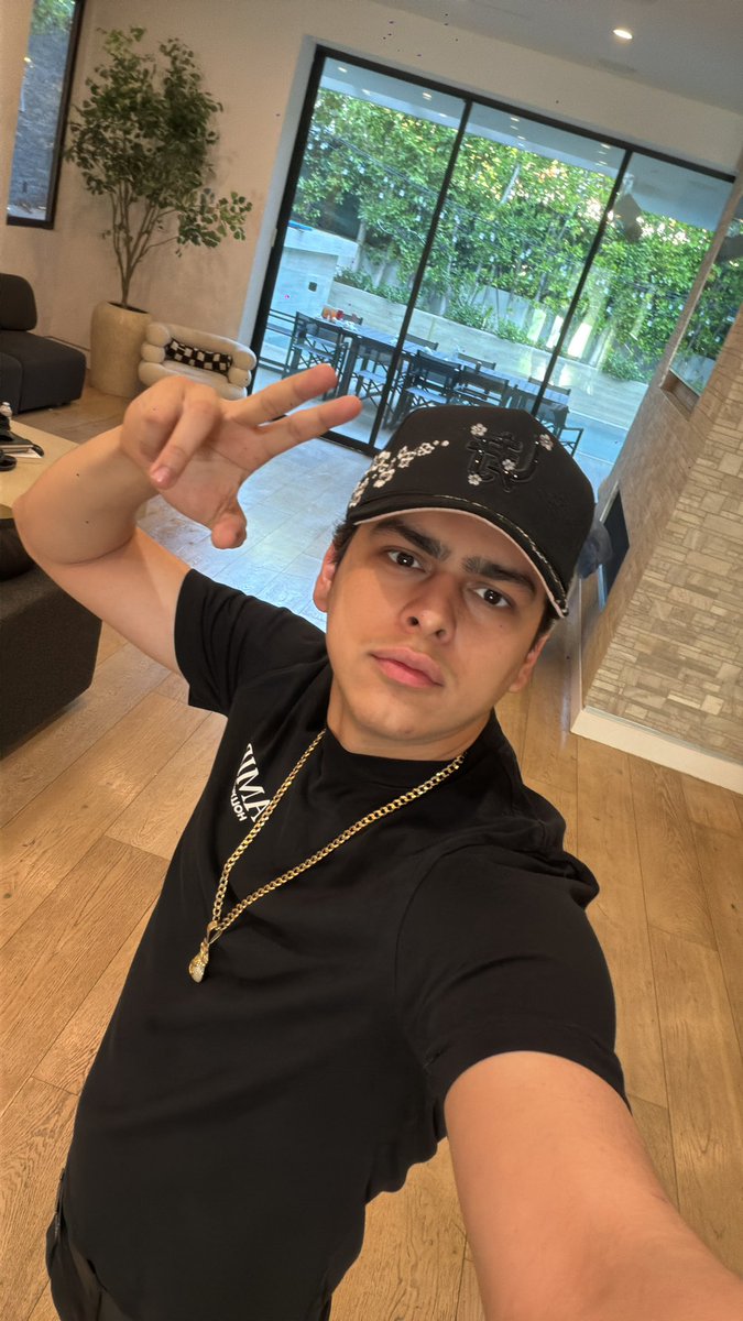 LoncheDeHuevito's tweet photo. Que el fucking grind no pare vengan ya IRL con lonchesito 👻
https://t.co/0NuAuH0lrv https://t.co/BzBpxyEfEV