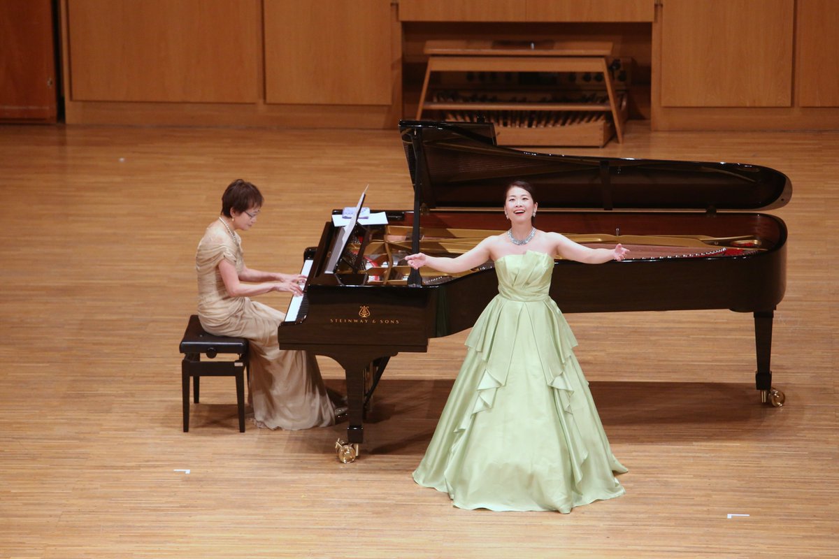 SOAI_univ's tweet photo. 🎹ピアノ教員コンサート

📸当日の様子② https://t.co/IiUjb1NbGe