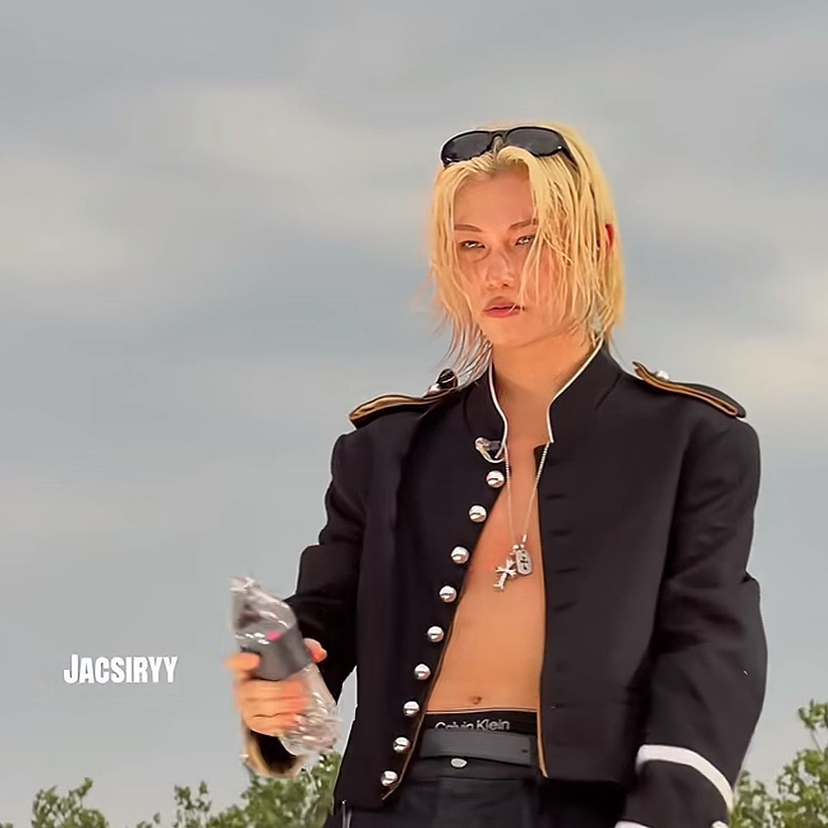 loveandskz's tweet photo. these photos of felix are literally fucking everything like how is he real https://t.co/m7gAX467dP