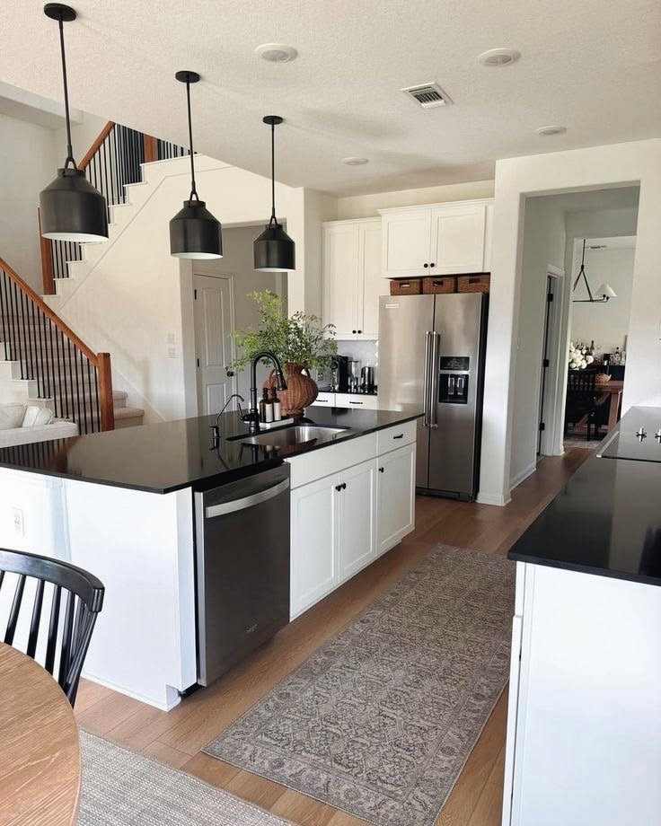 MsCleanCanada's tweet photo. Ms Clean, provides professional bi-weekly cleaning services for Residential Cleaning, focusing on maintaining clean and organized environments through consistent and detailed service.
Our team follows structured cleaning practices tailored to your space and schedule. https://t.co/hFtFWOyVWP
