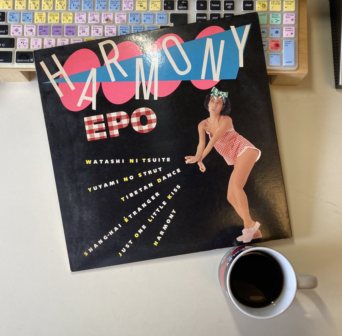 KOO_1002's tweet photo. 今朝のコーヒーとレコードタイム☕️

エポと共に♫😊☕️

#epo https://t.co/2fRLCIHkJD
