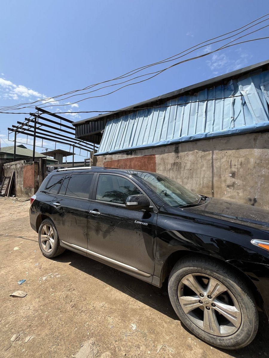 feran_x's tweet photo. Foreign used 2011 Toyota Highlander LIMITED (facelifted to 2013)🇺🇸

₦16.5million https://t.co/Rlu43PP2Wn