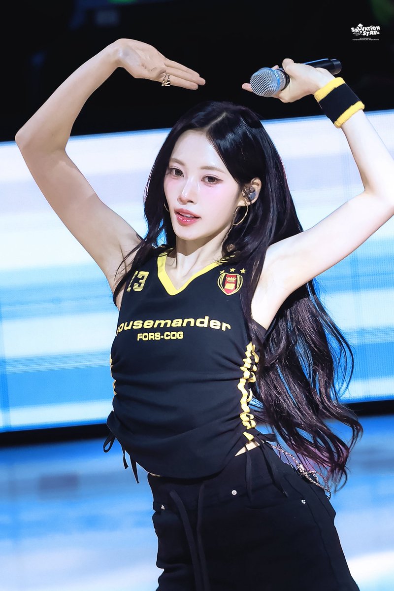 Salvation_Star_'s tweet photo. 260617  

#리센느 #RESCENE #리브 #LIV https://t.co/spgQch6Yvk