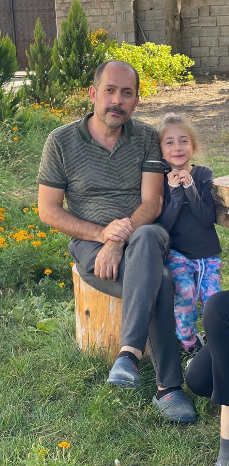 AhmetAa70625878's tweet photo. #Okul   Canım içi babasını gülü 🌹 https://t.co/qCKd9ikaI4