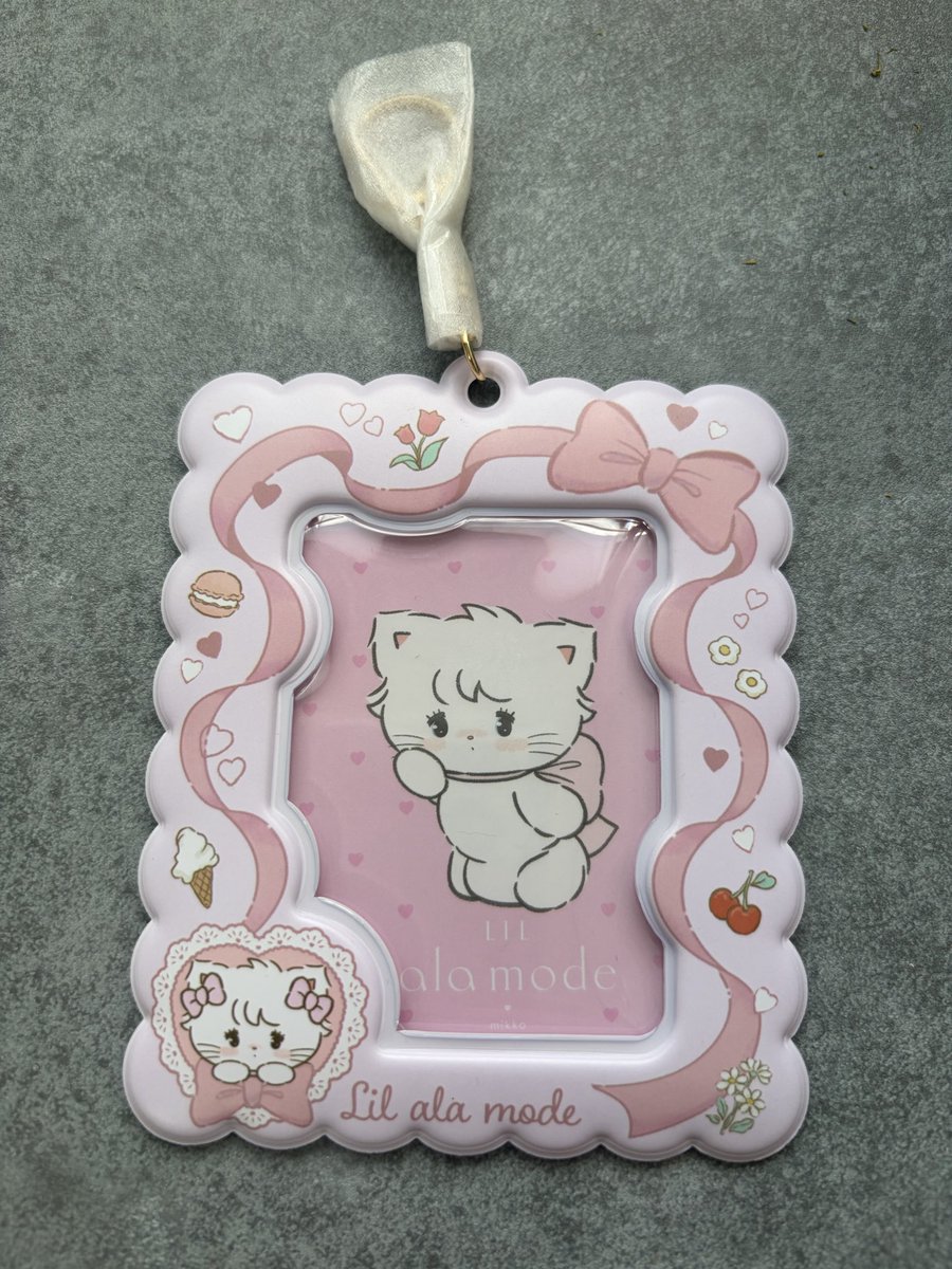 Somi__t's tweet photo. 🎀mikko LIL ala mode🎀 交換
LIL ala modeカードホルダー

譲:ムースちゃんA
求:ムースちゃんB

※郵送のみ

ご希望の方はリポストお願いいたします！

#mikko https://t.co/O3k9WYa73L
