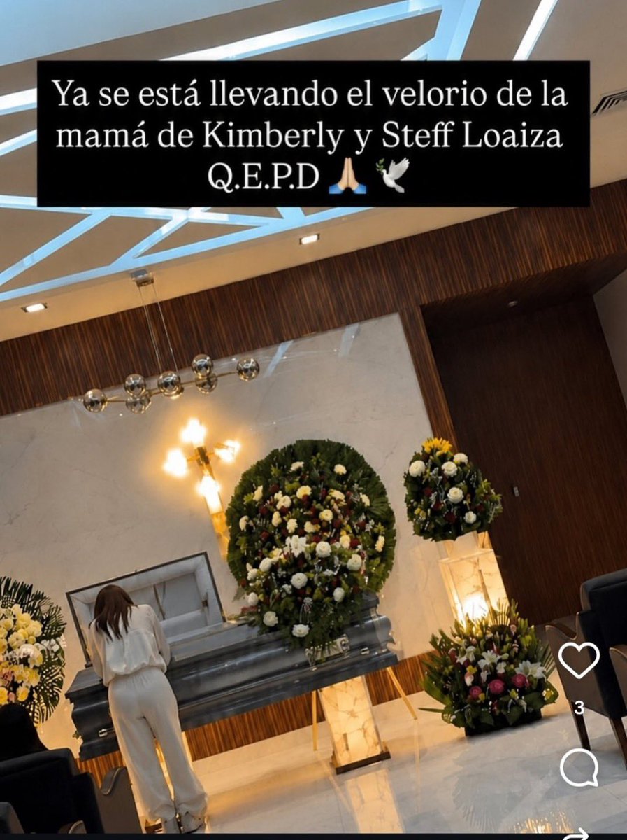 ChangaVlogs's tweet photo. El cargo de  conciencia que debe tener Kimberly Loaiza con su mamá por haberle hecho caso a Juan de Dios y no pagar un hospital privado y mandarla a uno público, por preferir estar haciendo pastelitos y podcast en lugar de estar en los últimos momentos junto a su mamá. https://t.co/VFtfMjNPZj