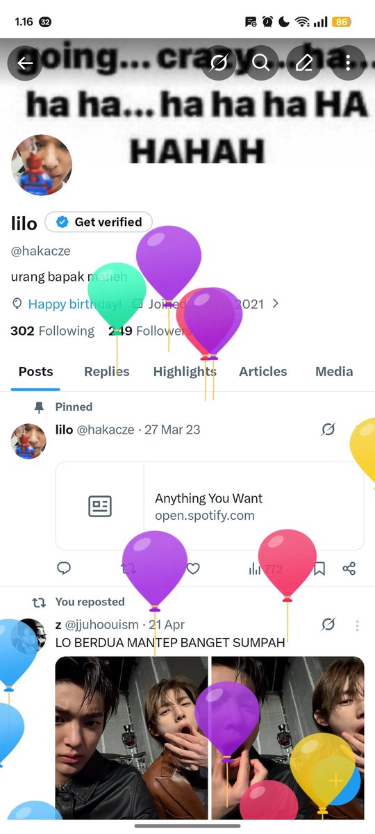 hakacze's tweet photo. Balon balon pennywise https://t.co/dAFtgkxoTu