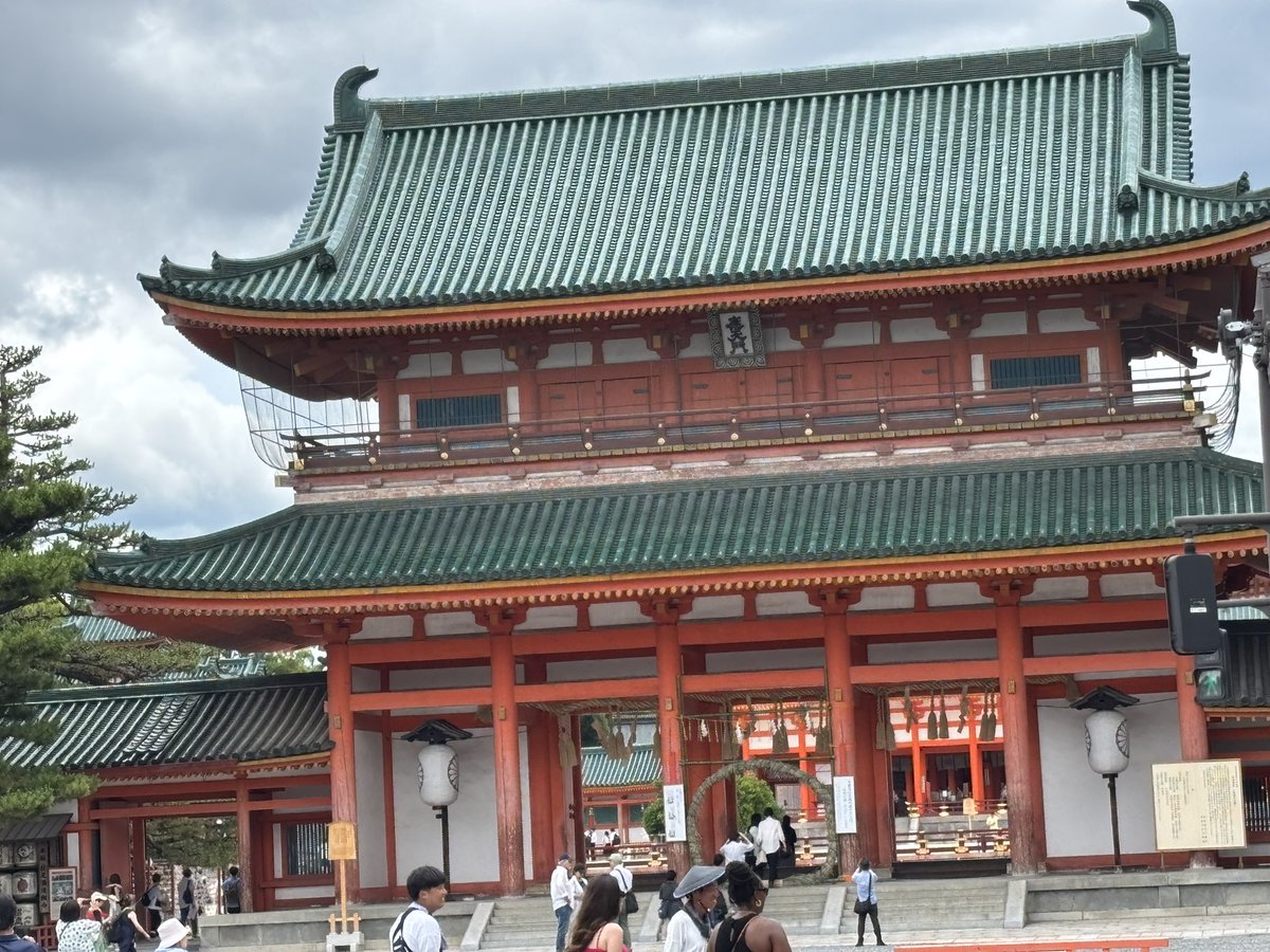 MAR157282's tweet photo. ふらっと、京都を一人旅してきました(*^^)v  帰りに、これまた名物のそらーの元へ=͟͟͞͞ (    ˙꒳​˙) そらーに、【Mリーグの推しチームと、住んでいる市を"間違えて覚えられていた"】事実を訂正出来ましたε-(`･ω･´) それと.....既に加来pに色々とそらーが共有してて、MARさんビックリよ(っ'ヮ'c) https://t.co/9HCH4ORoGK