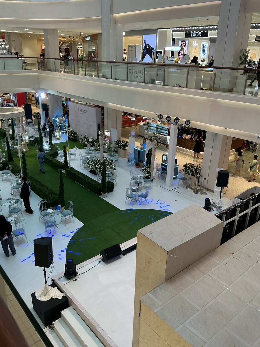 jungwoncuteland's tweet photo. สถานที่จัดงาน นัทฮง วันที่19 ที่เซ็นทรัลปิ่นเกล้า
ถ่ายจากชั้น1 ค้าบบ เวทีเหมือนจะสูงนิดหน่อย ใครที่มาพนสู้ๆๆงับ😭😭
#นัทฮง #nuthong https://t.co/pSIfkrzDoG