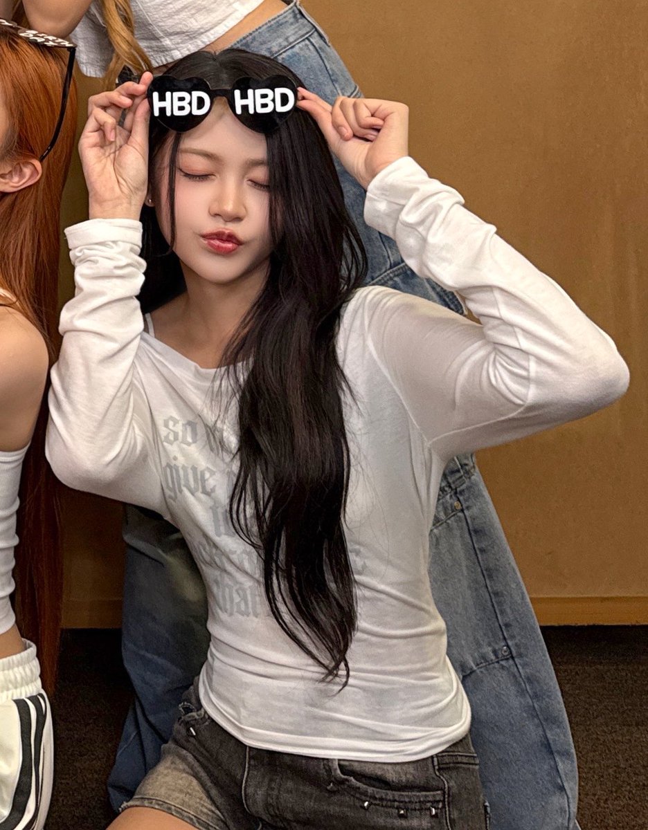 숭 tweet media