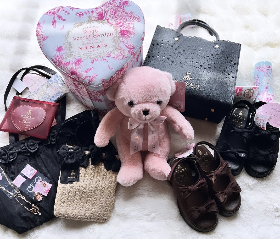 Natchi_n_Dale's tweet photo. Tal. by yumi.と、m♡petit×NINA'Sコラボの購入品💕

しまみさはほぼ母が購入したもの🥰
早くYouTube編集して動画出さないと💪🏻

🍒talbyyumi
🍒青木美沙子
🍒ninas
🍒NINAS
🍒しまむら
🍒tby
🍒mpetit https://t.co/mTfIV4EeP3