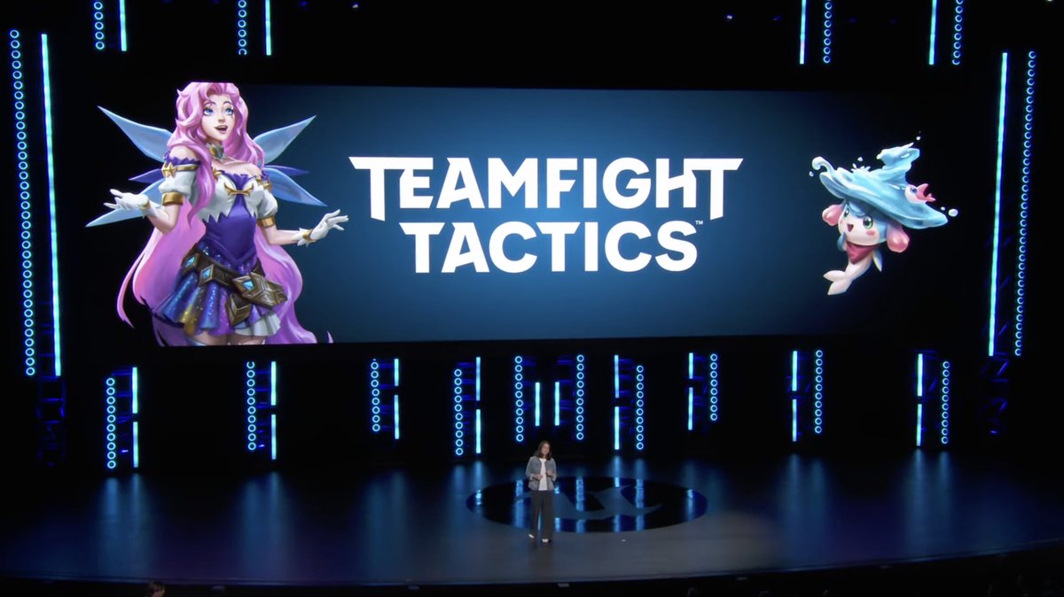AroushTheKween's tweet photo. Seraphine looks STUNNING at the Teamfight Tactics - Unreal Engine Demo 💖✨ 
#Seraphine https://t.co/LWkmIj3AcJ