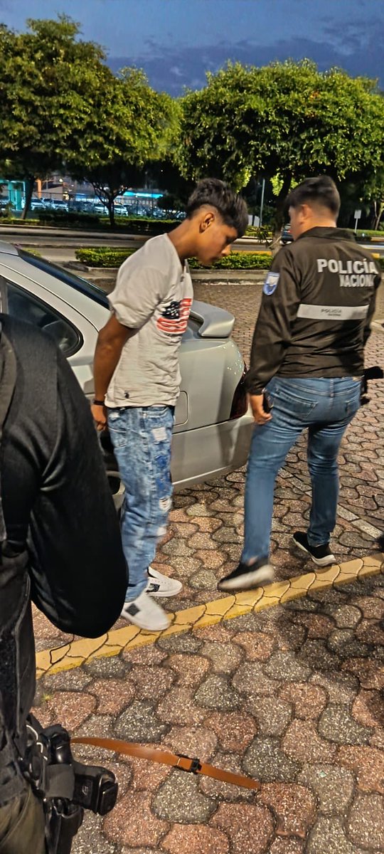 Tdommama's tweet photo. @JohnReimberg Publiquen la cara de esos asesinos https://t.co/NGXfqSspJZ