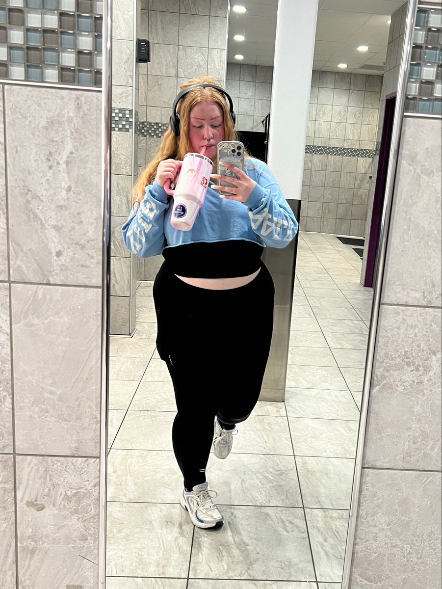 paymadyson's tweet photo. 🩵 ur new gym bae 🦋 https://t.co/OCo32qWu8u