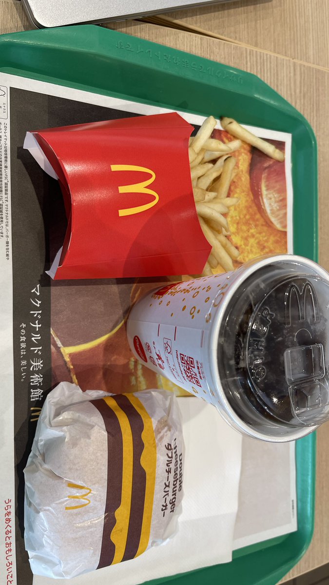 ひとしぃ tweet media