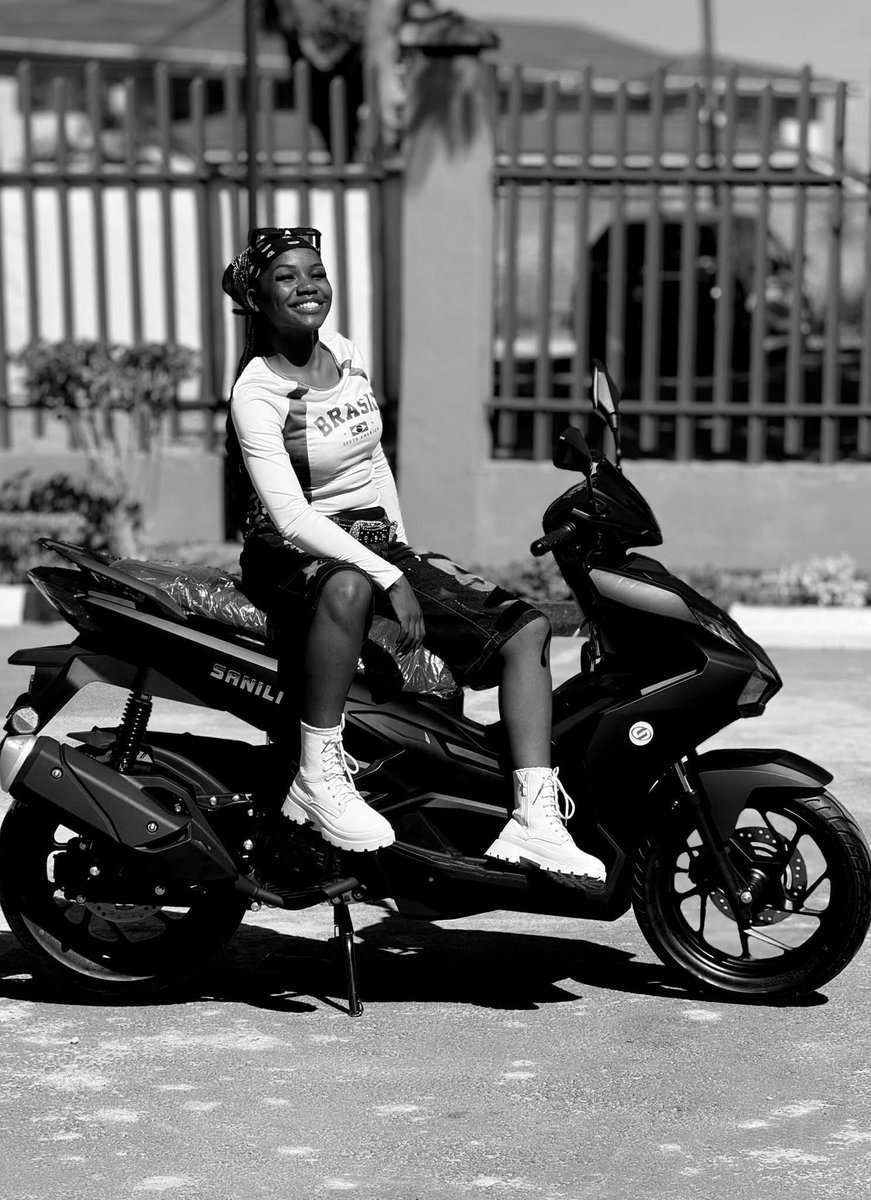 emmiedeebo's tweet photo. Tabwelani ticheze za njinga🌝

Gensun Motorcycle
0983688888 https://t.co/bn2cVuLrLg