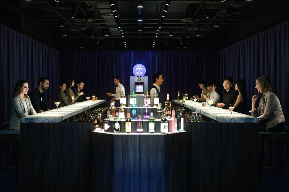 fashionpressnet's tweet photo. “好きな言葉”からカクテルを選べる体験型イベント「BAR グラスとコトバ」渋谷で開催

King GnuやYOASOBI、いきものがかりなど120組の“名曲歌詞”着想カクテルも - https://t.co/9UQHZWzzuE https://t.co/Fote460NV7