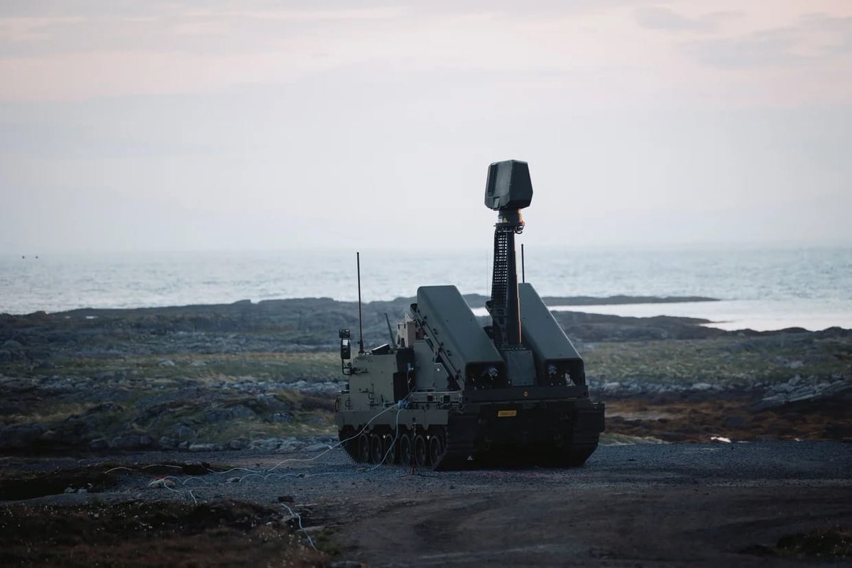 Defence_Index's tweet photo. ⚡🇩🇪 Germany has funded Norway’s NOMADS air defence systems for Ukraine, with deliveries now confirmed.

Ukraine has received multiple short range mobile air defence units designed to counter drones and cruise missiles, strengthening protection against ongoing Russian attacks. 

Source: GAU (Deaidua)