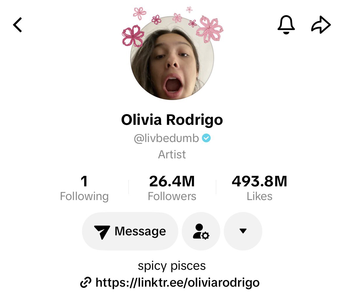 sorodrigoo's tweet photo. olivia i think someone hacked your tiktok account…. https://t.co/rXUeqlYyFC