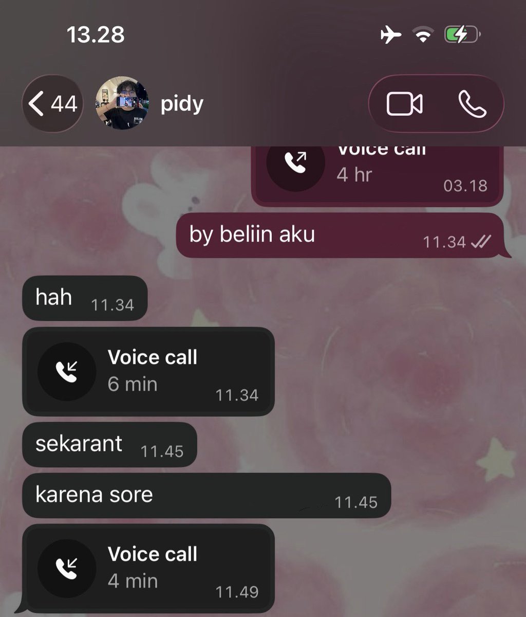 aruyaa_'s tweet photo. chatan sm cowo gua kaya lagi ngechat orang tua https://t.co/Xll768WO2o