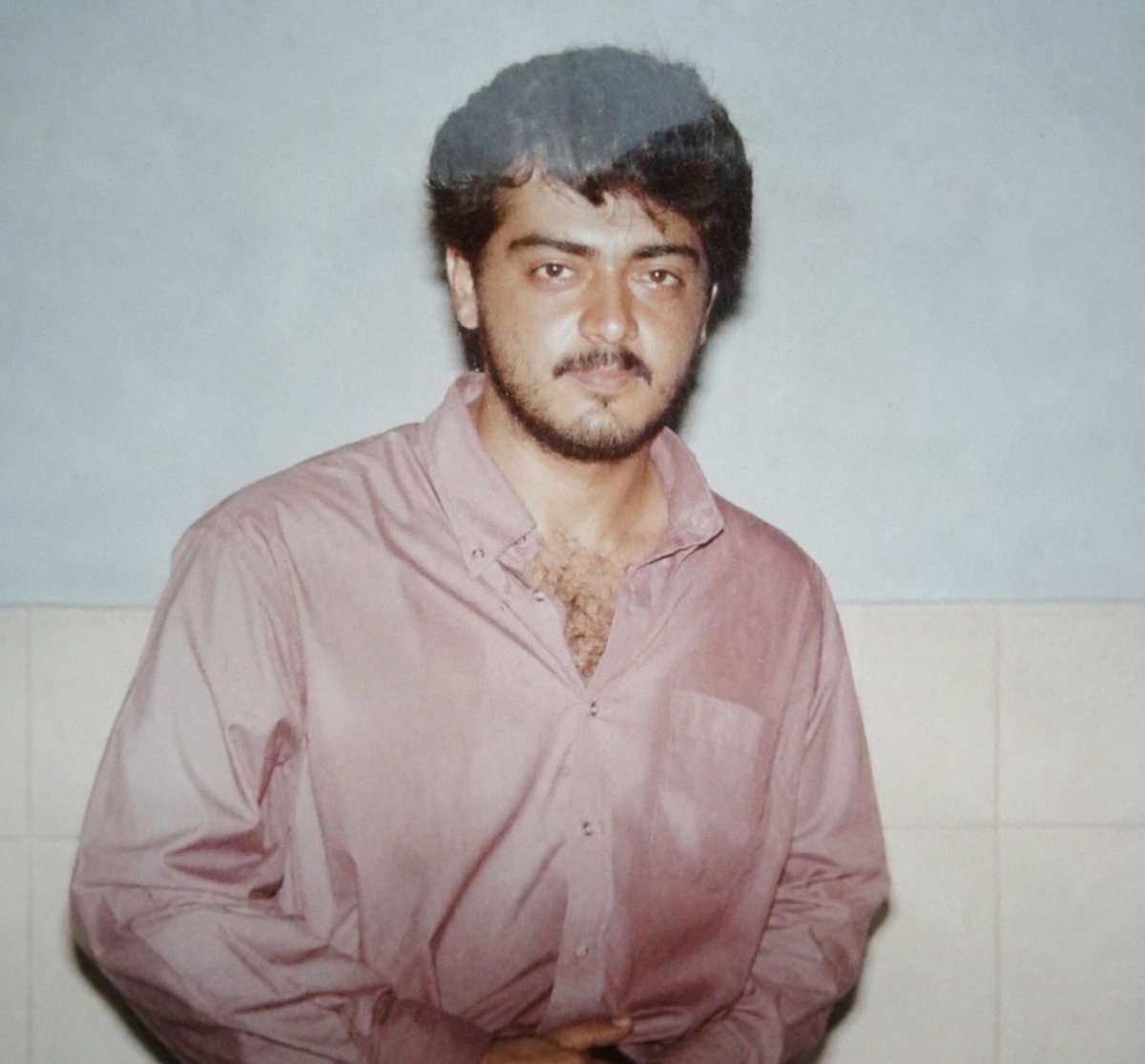 sureshthalaras1's tweet photo. Unseen Picture of #ThalaAjith🖤 https://t.co/Mfd6MstRFJ
