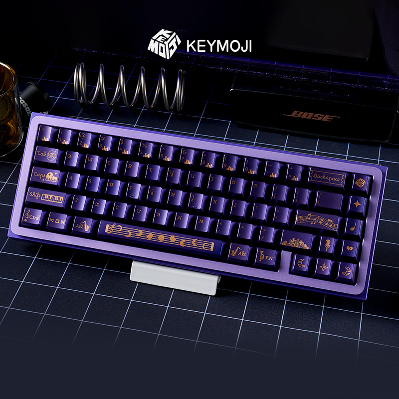 KEYMOJISTUDIO's tweet photo. 🎷New drop- Jazz
🌃Bring La La Land to your desk!
🌕PC material, 142 keys, Cherry profile, dye-sub coloring.
🎹Inspired by the vibrant jazz and romance of the movie.
💃Let your keyboard dance!
🔗https://t.co/Nd3idHXE4o
#Keymoji #LaLaLand https://t.co/OqGiPzDpBu